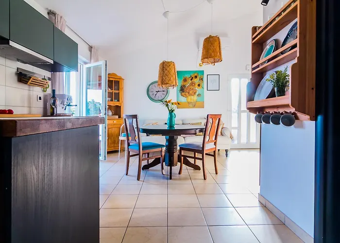 Apartment For Two 200M From The Beach